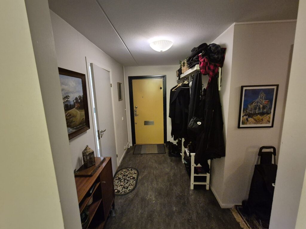 Lägenhetsbyte - Örnens väg 28