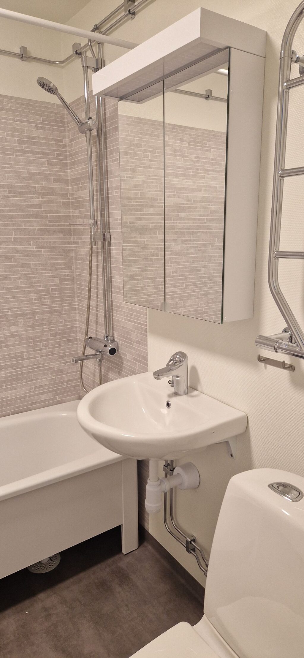 Lägenhetsbyte - Språkgränd 35