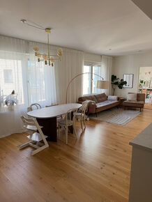 Anna Whitlocks Gata 8